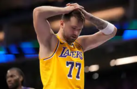 亿万28-湖人输骑士：卢卡防守该背多少锅？