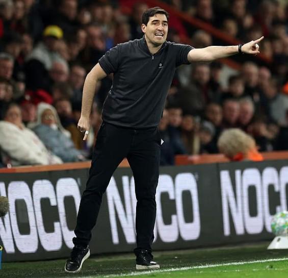 亿万28娱乐-邮报：热刺和水晶宫对伊劳拉感兴趣，但他倾向与伯恩茅斯续约